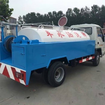 山東灑水車 灑水車生產(chǎn)廠家