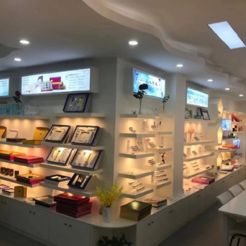 化妝品實力工廠推薦 駱駝奶護膚品代加工 駝奶面膜生產